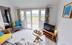 A17 Placerville, Riviere Towans Holiday Home